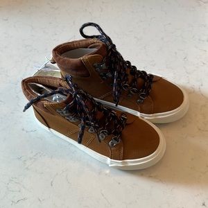 New Brown canvas size 13 shoes